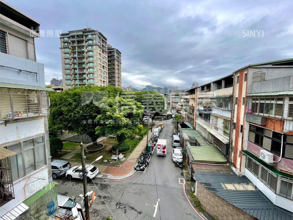 景觀綠意宅｜平等街大三房房屋室內格局與周邊環境