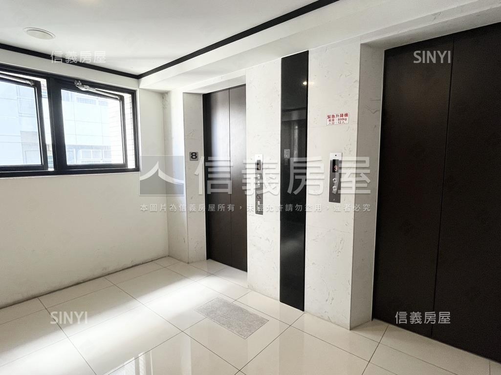 郡都ＪＲ捷運高樓採光美宅房屋室內格局與周邊環境