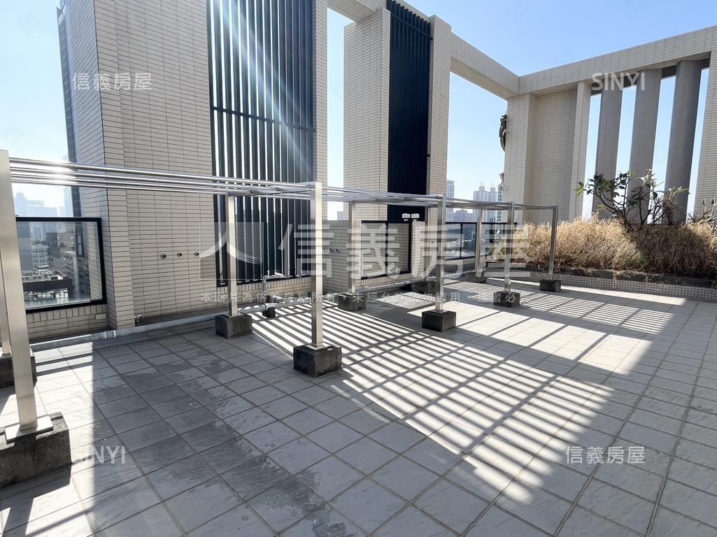 郡都ＪＲ捷運高樓採光美宅房屋室內格局與周邊環境