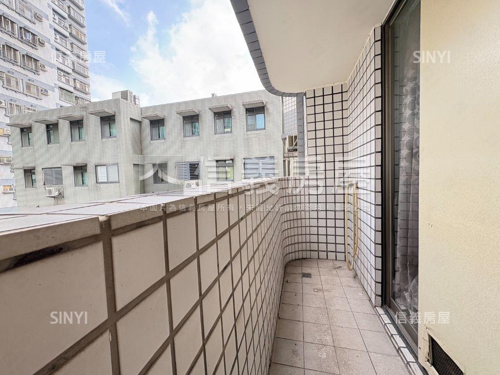專任★大安紫金城房屋室內格局與周邊環境