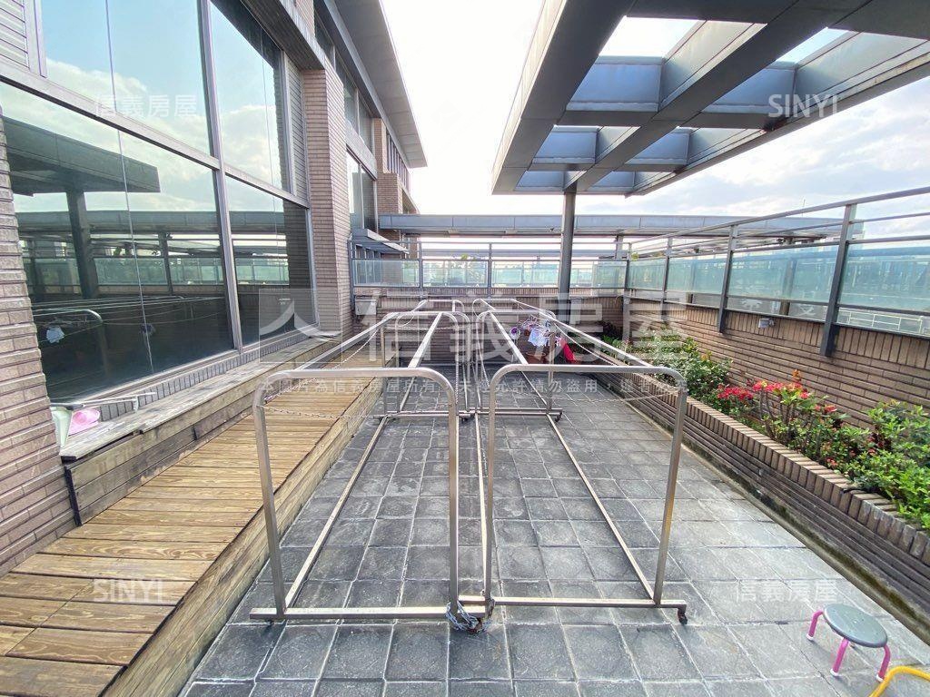 雙敦學區小阿曼稀有釋出房屋室內格局與周邊環境