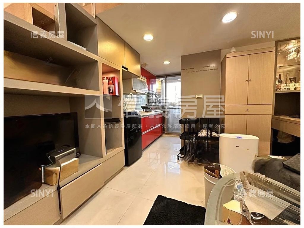 雙敦學區小阿曼稀有釋出房屋室內格局與周邊環境