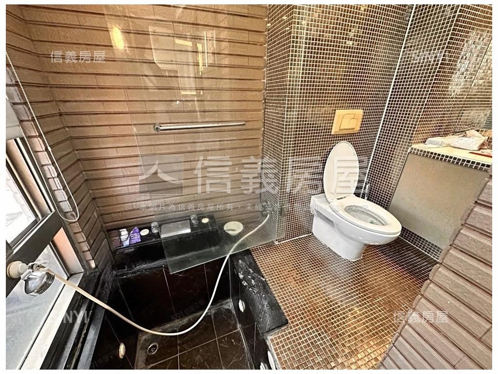 雙敦學區小阿曼稀有釋出房屋室內格局與周邊環境