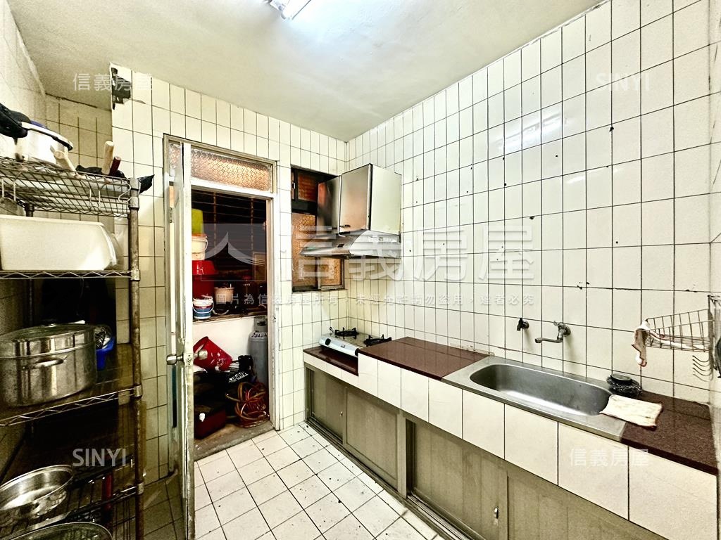華新街靜巷公寓樓中樓房屋室內格局與周邊環境
