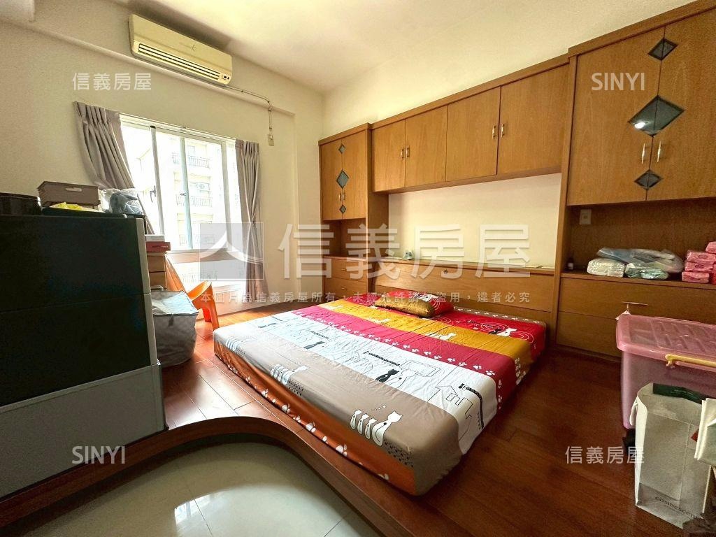 大砌四方稀有釋出四房平車房屋室內格局與周邊環境
