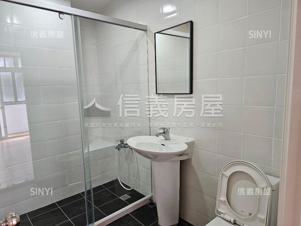 ㊣出門就麟光站的公寓頂加房屋室內格局與周邊環境