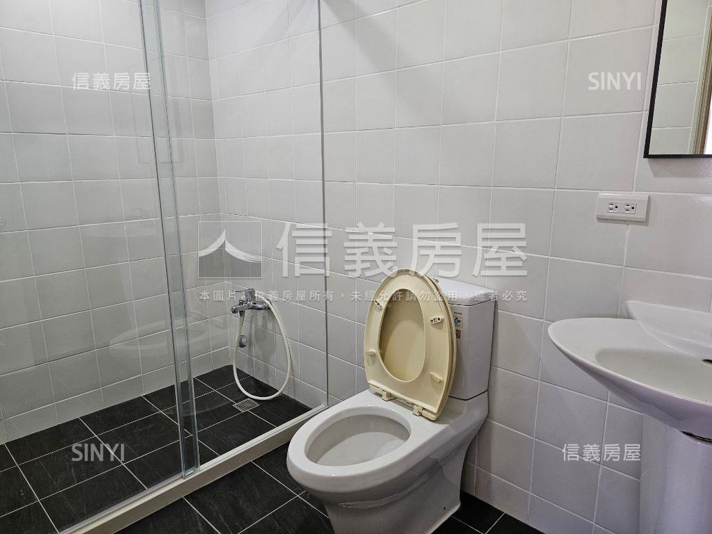 ㊣出門就麟光站的公寓頂加房屋室內格局與周邊環境