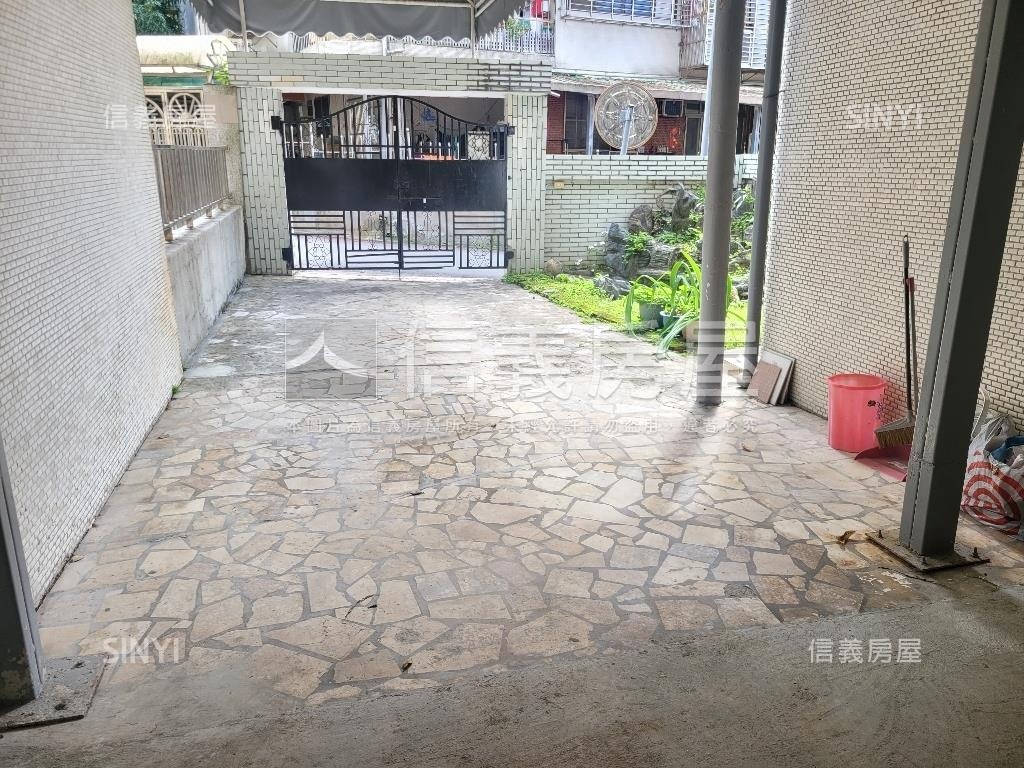 再興社區一樓大戶房屋室內格局與周邊環境