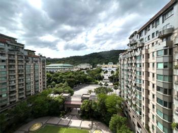至善天下正面故宮景觀樓