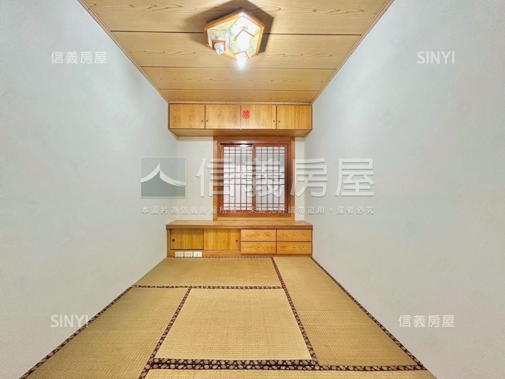 新莊街旭光明亮電梯３房房屋室內格局與周邊環境