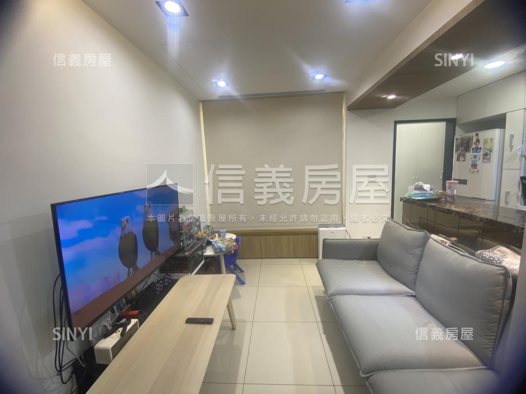 江翠北側稀有兩房車位房屋室內格局與周邊環境