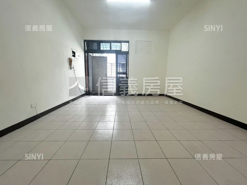 前後陽台清幽美寓４＋５房屋室內格局與周邊環境