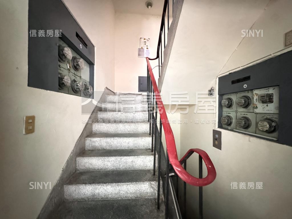 北投三面採光好停車公寓房屋室內格局與周邊環境
