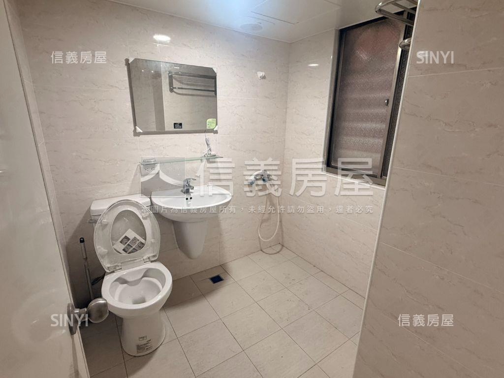 近國中小電梯兩房美屋房屋室內格局與周邊環境