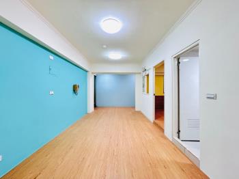 近國中小電梯兩房美屋