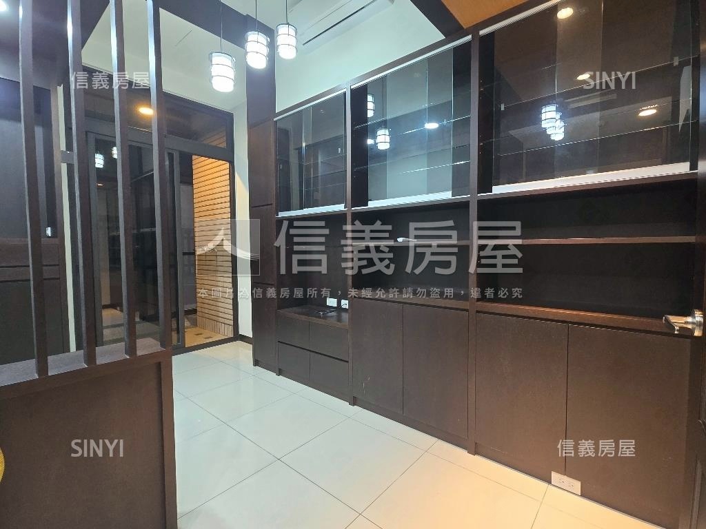 光禾。雙套房採光。圓夢房屋室內格局與周邊環境