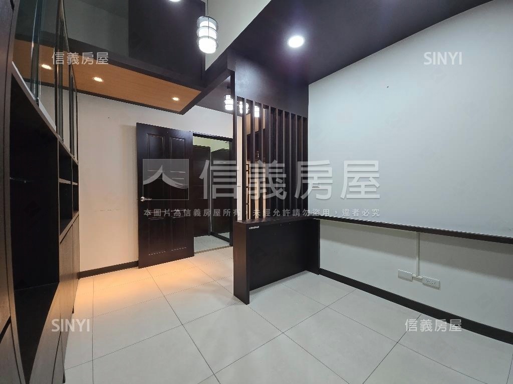 光禾。雙套房採光。圓夢房屋室內格局與周邊環境