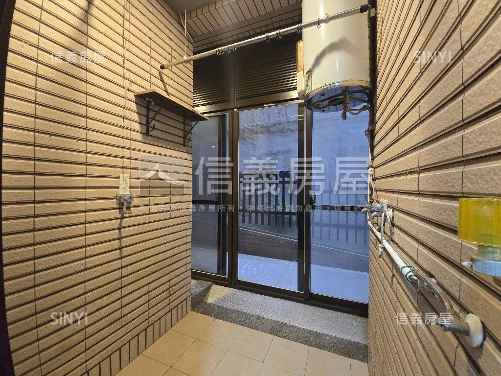 光禾。雙套房採光。圓夢房屋室內格局與周邊環境