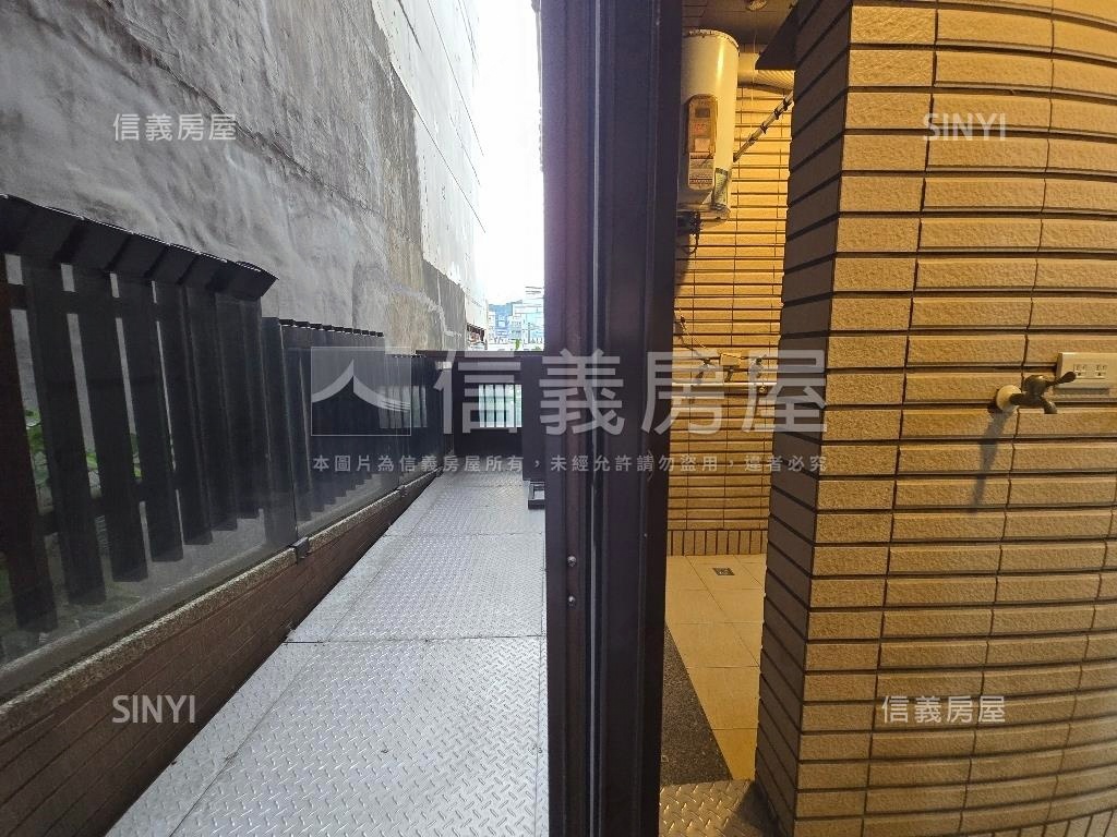 光禾。雙套房採光。圓夢房屋室內格局與周邊環境