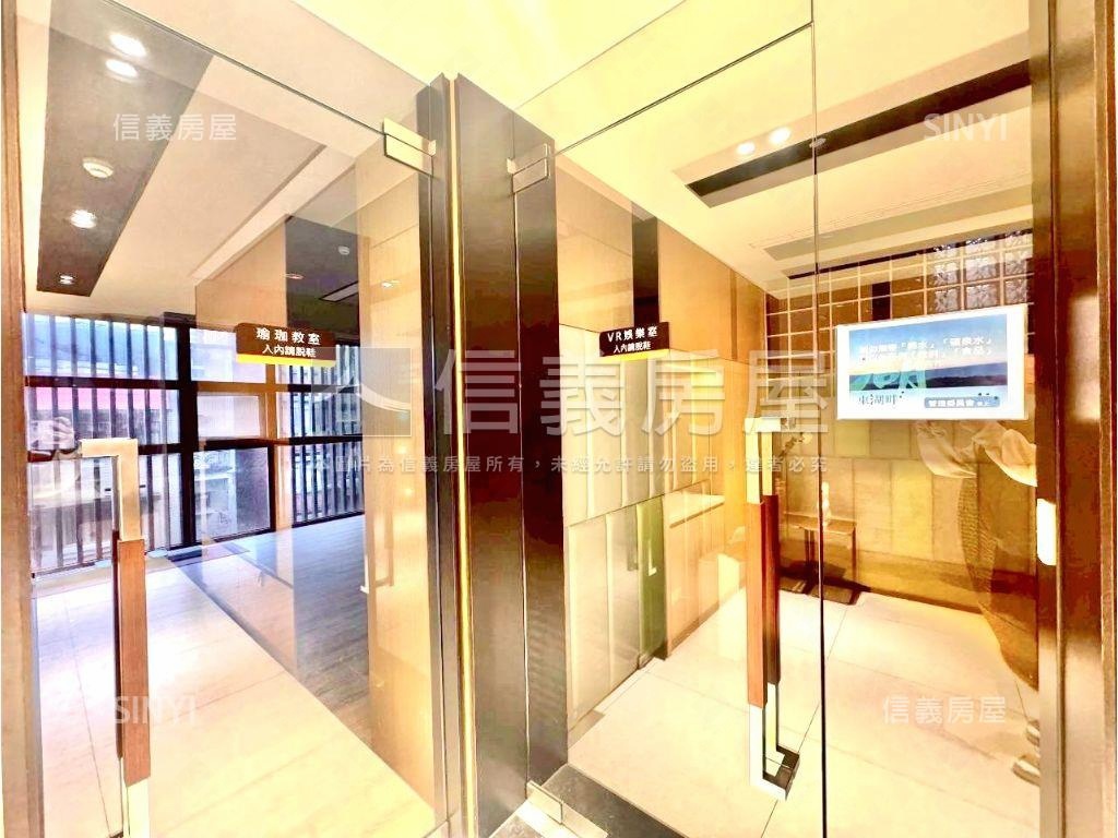 東湖畔兩房加車位房屋室內格局與周邊環境