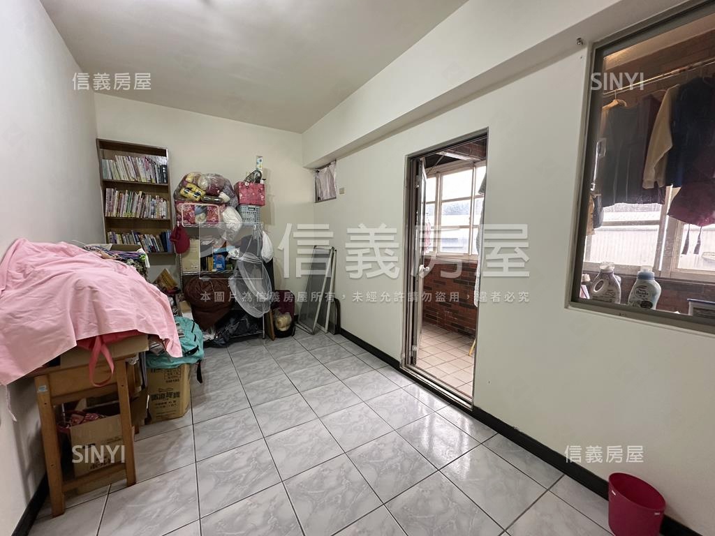 梅龍莊龍潭優質透天厝房屋室內格局與周邊環境
