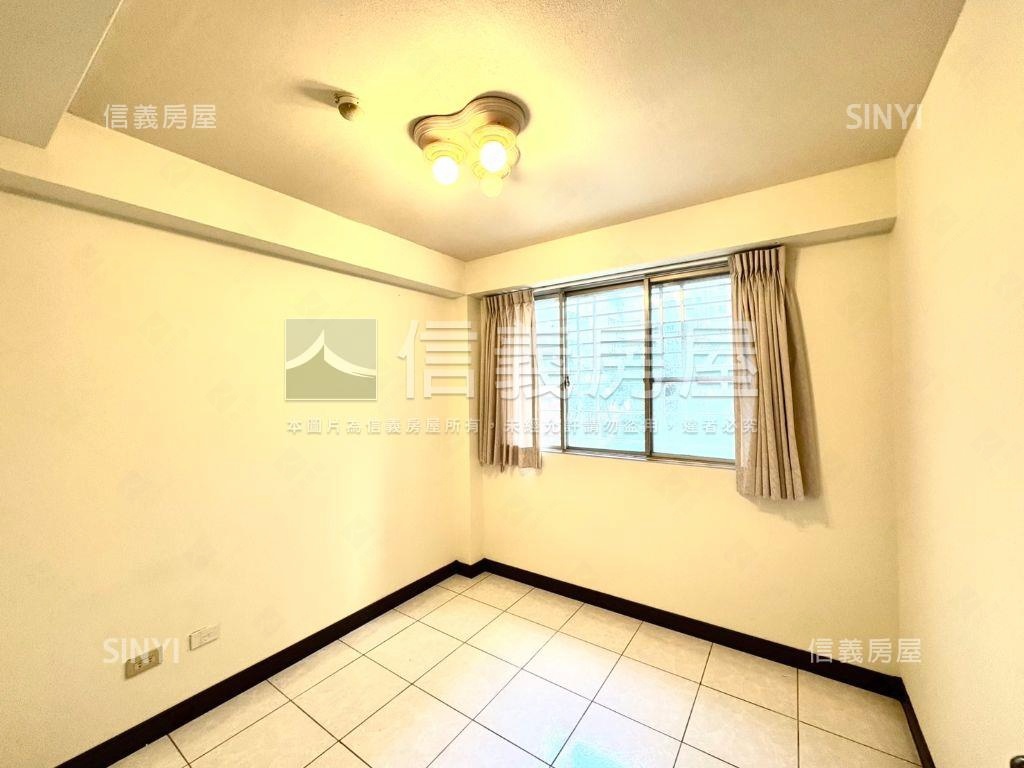 低總價惠文學區三房樹海戶房屋室內格局與周邊環境