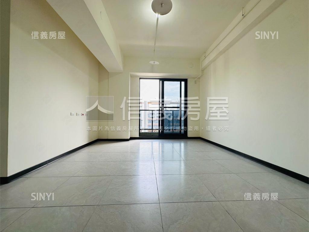 青溪翫高樓層三房車位１房屋室內格局與周邊環境