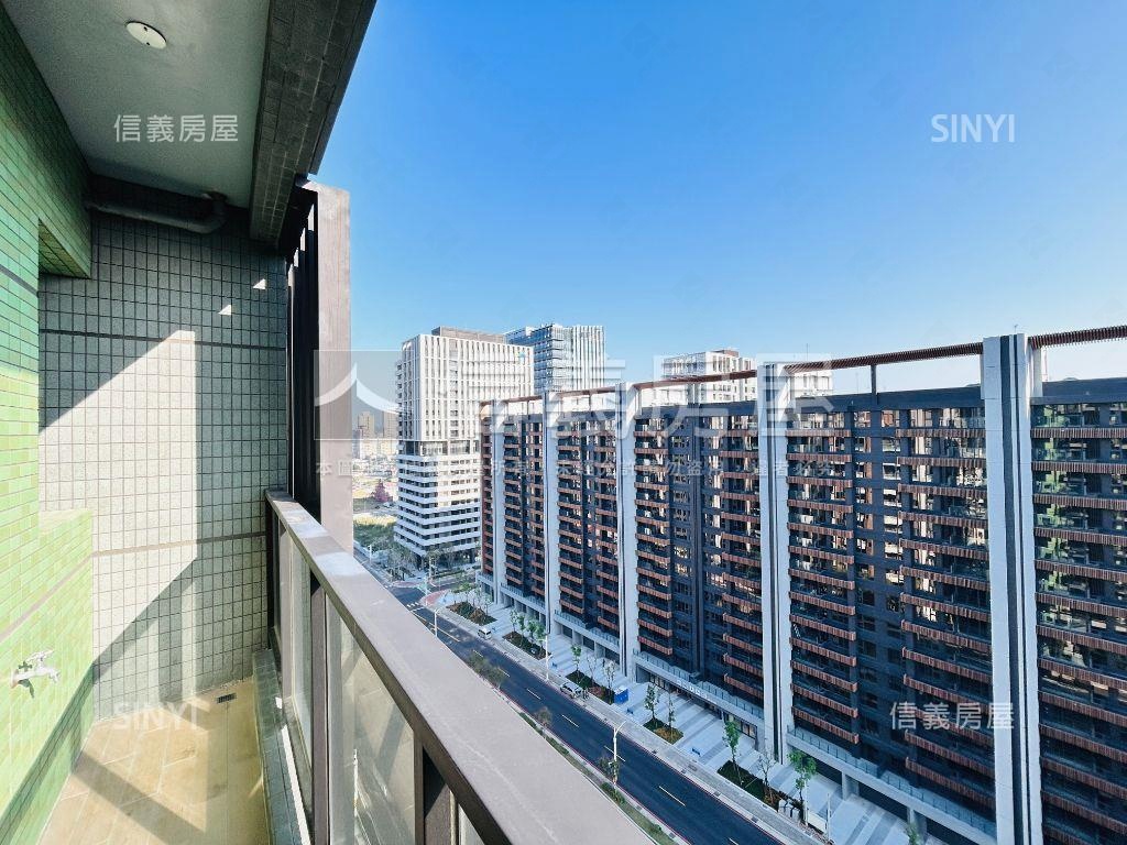 青溪翫高樓層三房車位１房屋室內格局與周邊環境