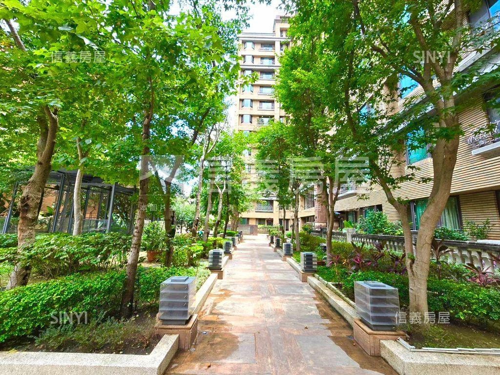 榮耀巴黎稀有大坪數高樓層房屋室內格局與周邊環境