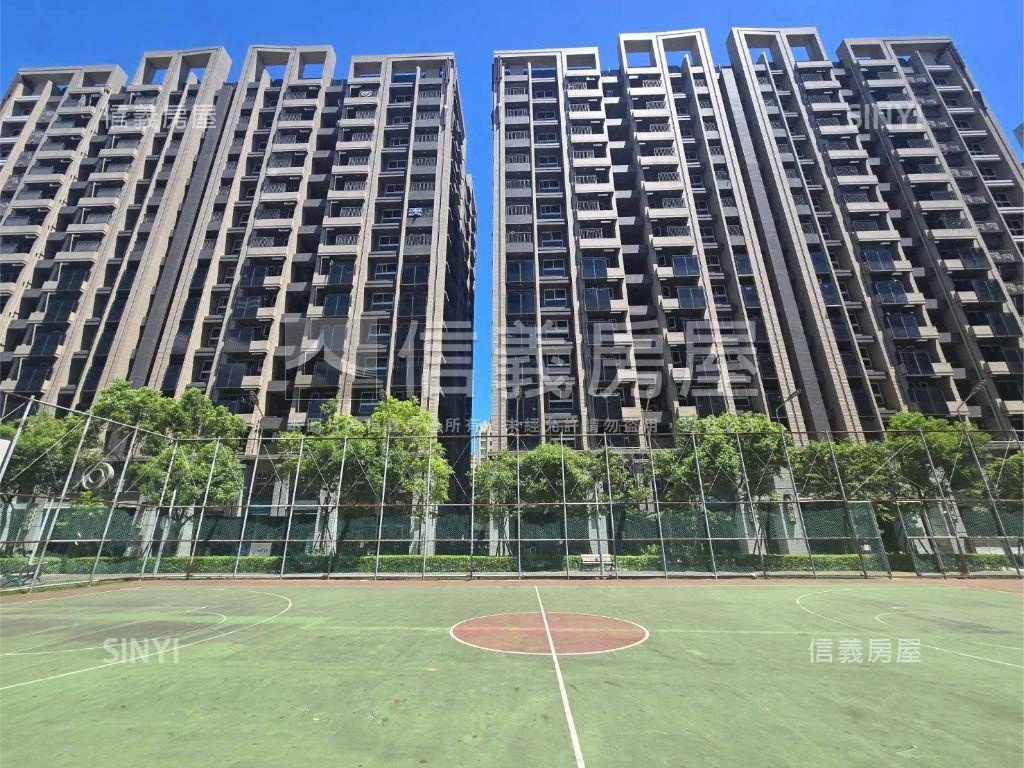 面中庭◆曼哈頓房屋室內格局與周邊環境