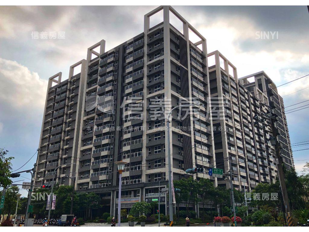 面中庭◆自由規劃附車位房屋室內格局與周邊環境