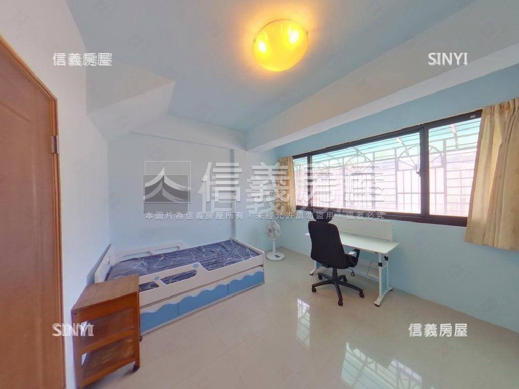 山佳河濱．水景透天房屋室內格局與周邊環境