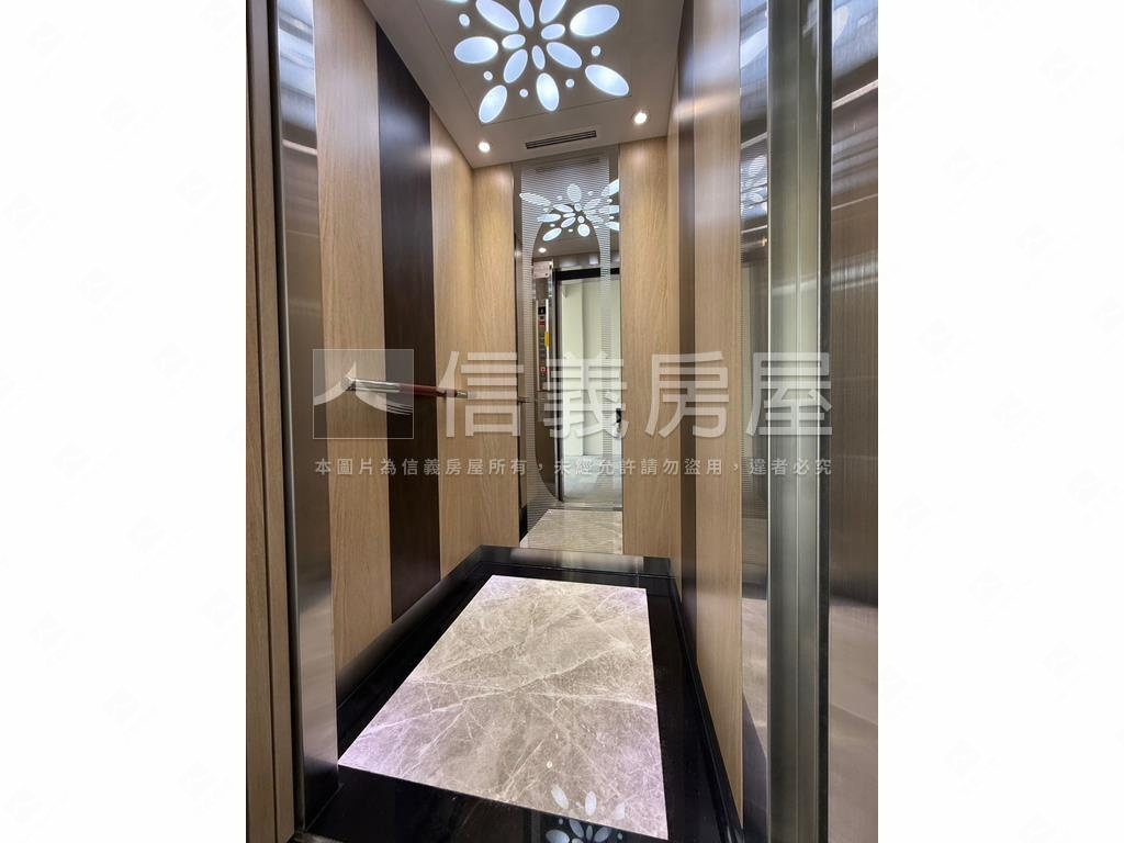 全新電梯別墅房屋室內格局與周邊環境