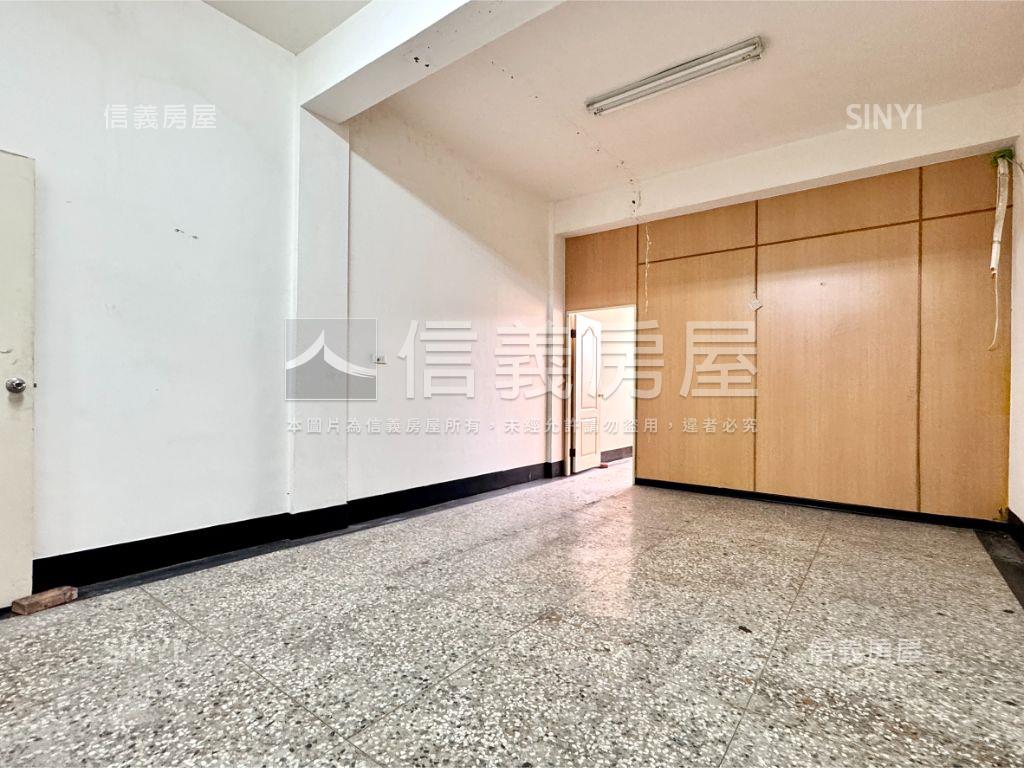 建國三路商四金透店房屋室內格局與周邊環境