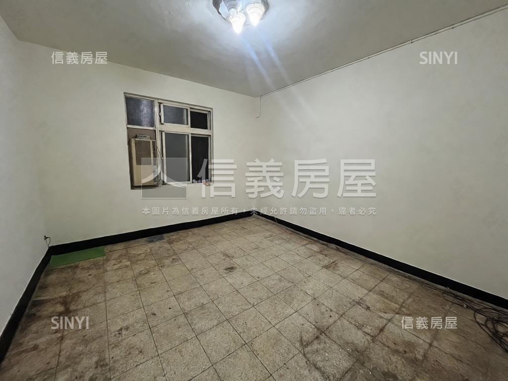 中崙市場旁黃金店面房屋室內格局與周邊環境