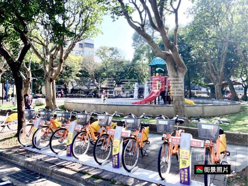 信義世爵☆車位房屋室內格局與周邊環境