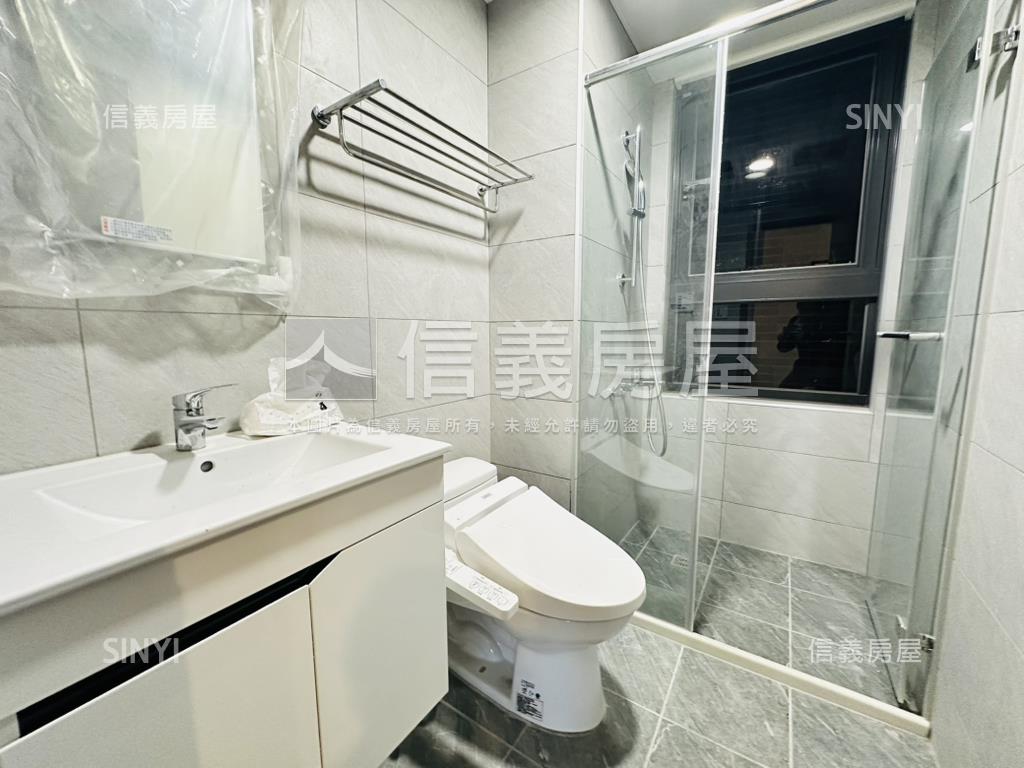 小檜溪公園景露臺三房車位房屋室內格局與周邊環境