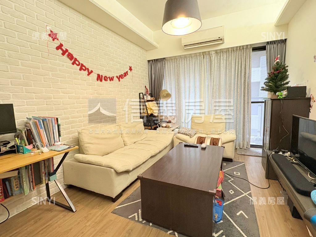 心六藝美妝前後陽台大二房房屋室內格局與周邊環境