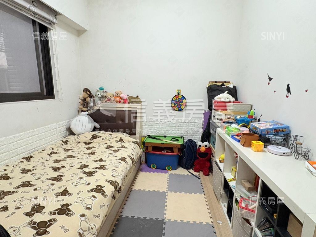 心六藝美妝前後陽台大二房房屋室內格局與周邊環境