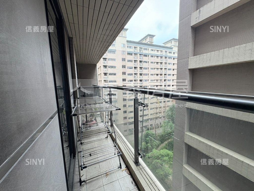 心六藝美妝前後陽台大二房房屋室內格局與周邊環境