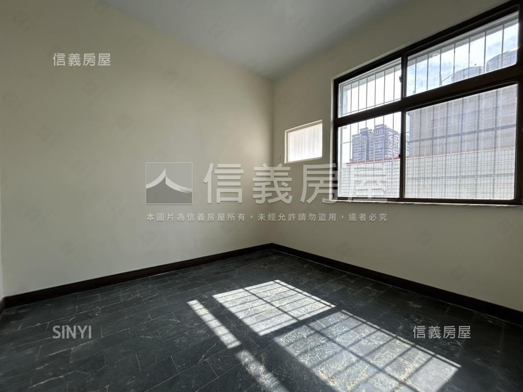 近副都心低總價三房房屋室內格局與周邊環境