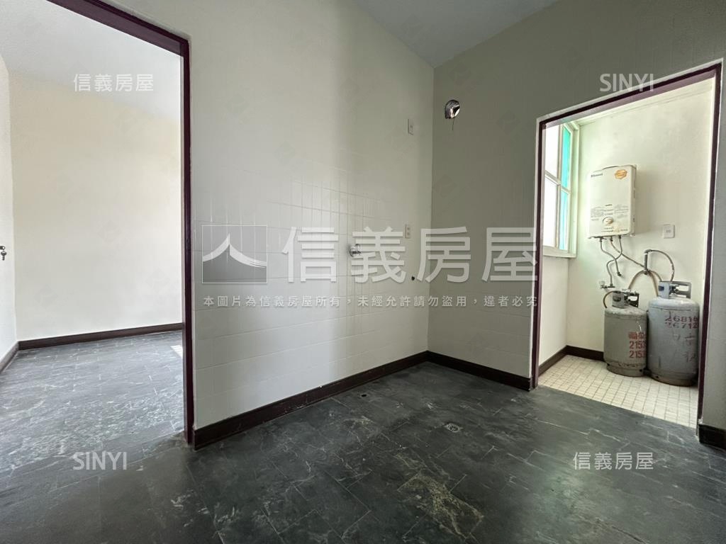 近副都心低總價三房房屋室內格局與周邊環境