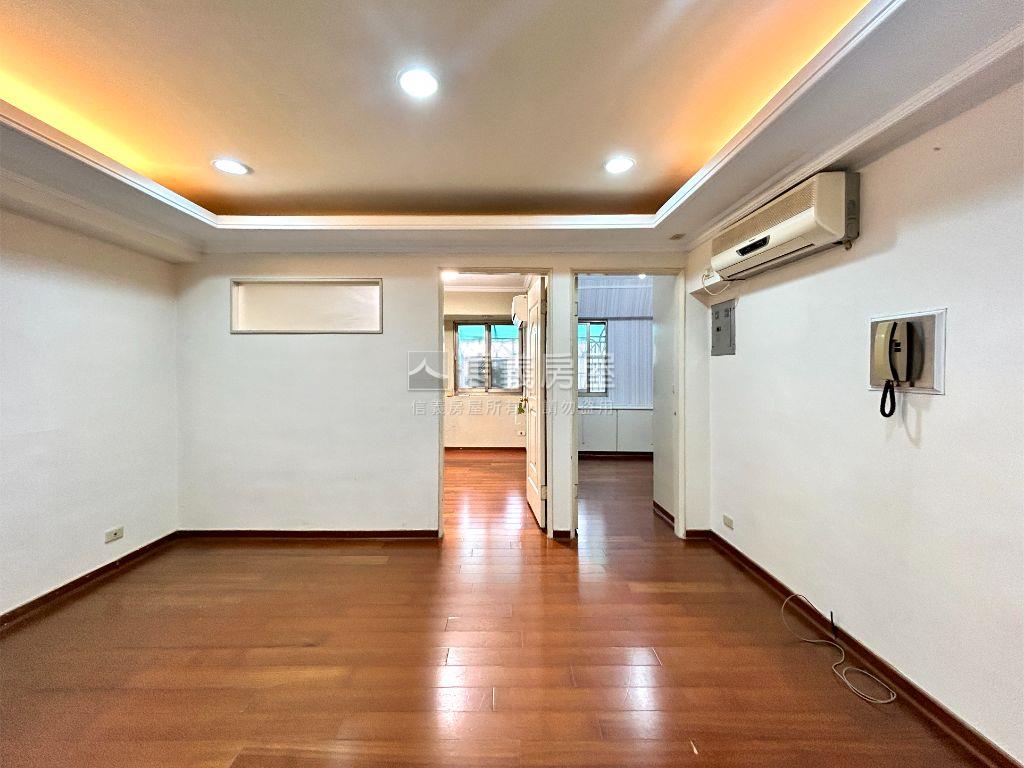 【輝煌】康定電梯兩房房屋室內格局與周邊環境
