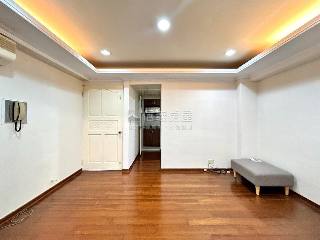 【輝煌】康定電梯兩房房屋室內格局與周邊環境
