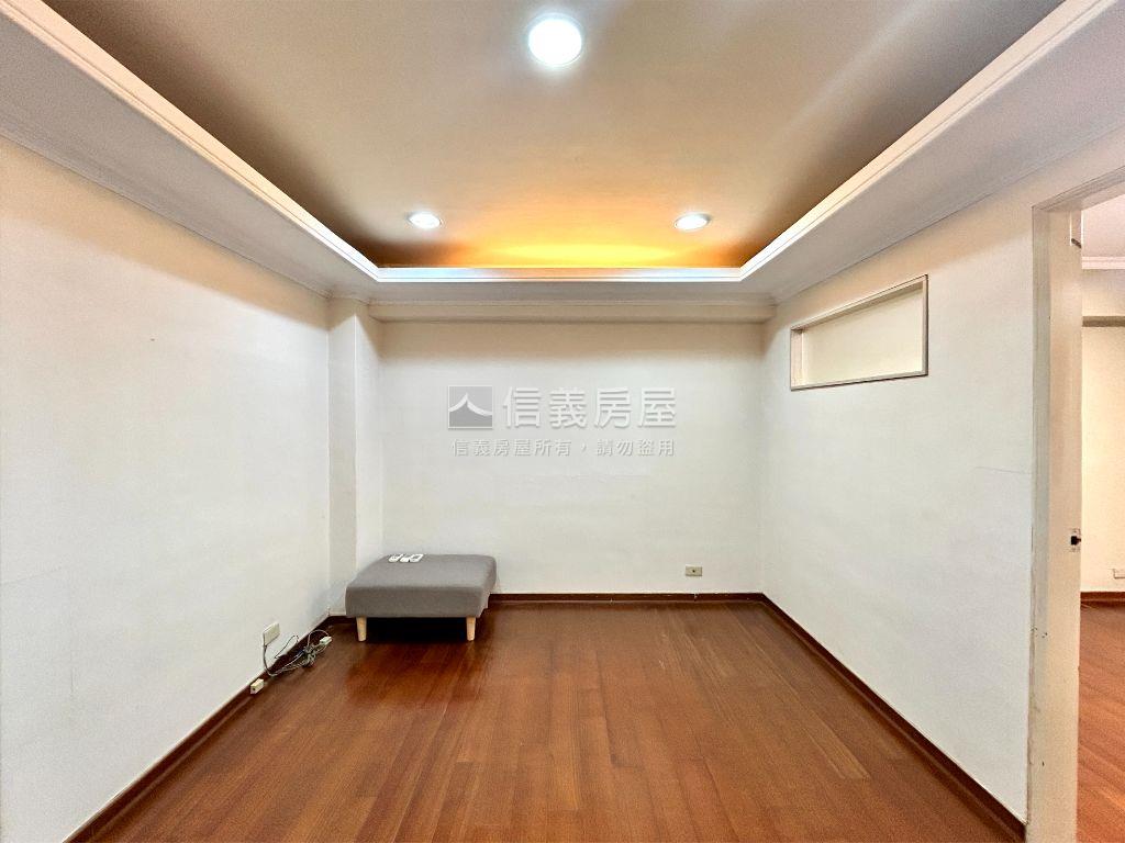 【輝煌】康定電梯兩房房屋室內格局與周邊環境
