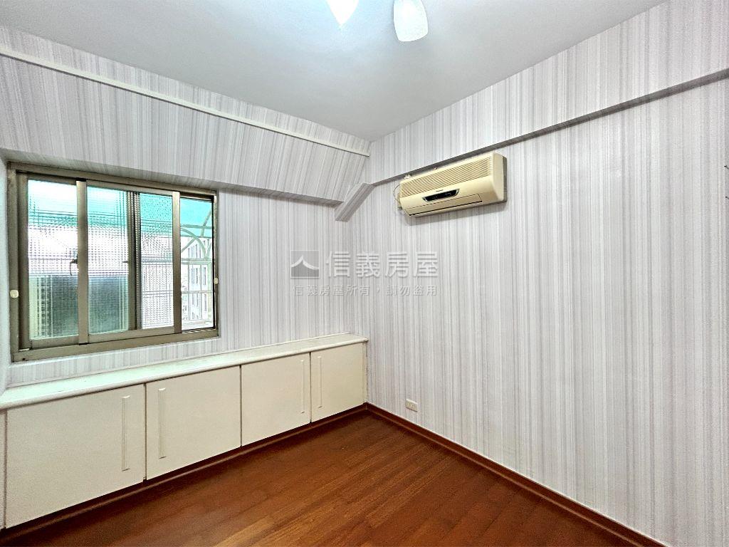 【輝煌】康定電梯兩房房屋室內格局與周邊環境