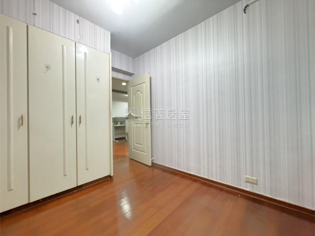 【輝煌】康定電梯兩房房屋室內格局與周邊環境