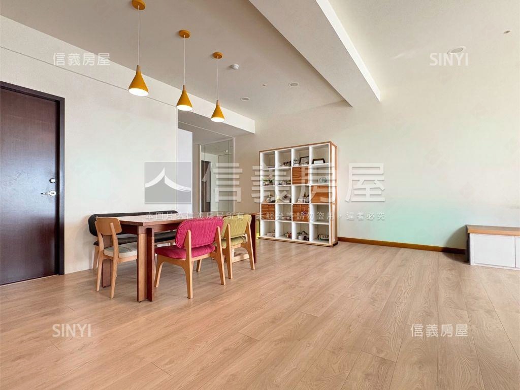 文林硯經典四房三衛雙平車房屋室內格局與周邊環境