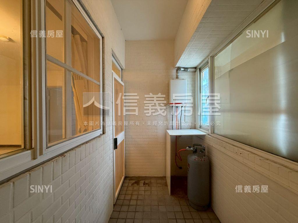 國家新都大器四房美宅房屋室內格局與周邊環境