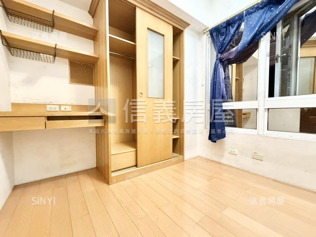 法國經典˙雙併成家２房房屋室內格局與周邊環境